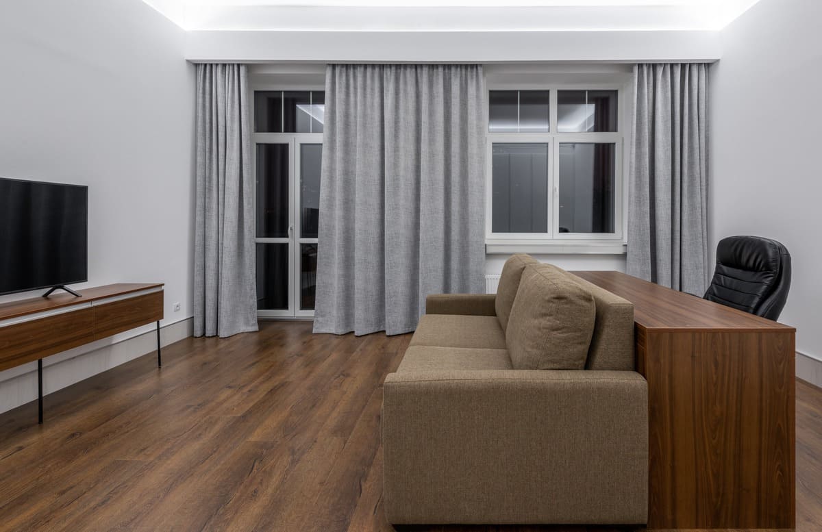 Screen and Recoat Hardwood Floor